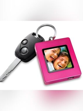 Sharper image Ultra Slim Digital Photo Keychain - Pink